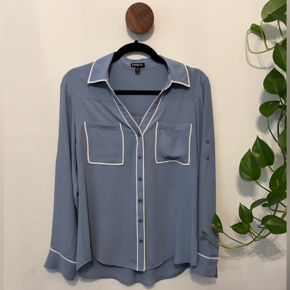 Express | Baby Blue Portofino Button Down Shirt with White Trim | M